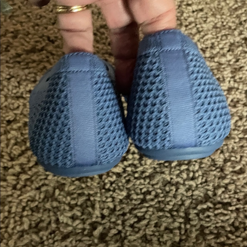 New in Box AEROSOLES Women's Textured Blue Loafers size 8 - Picture 5 of 5